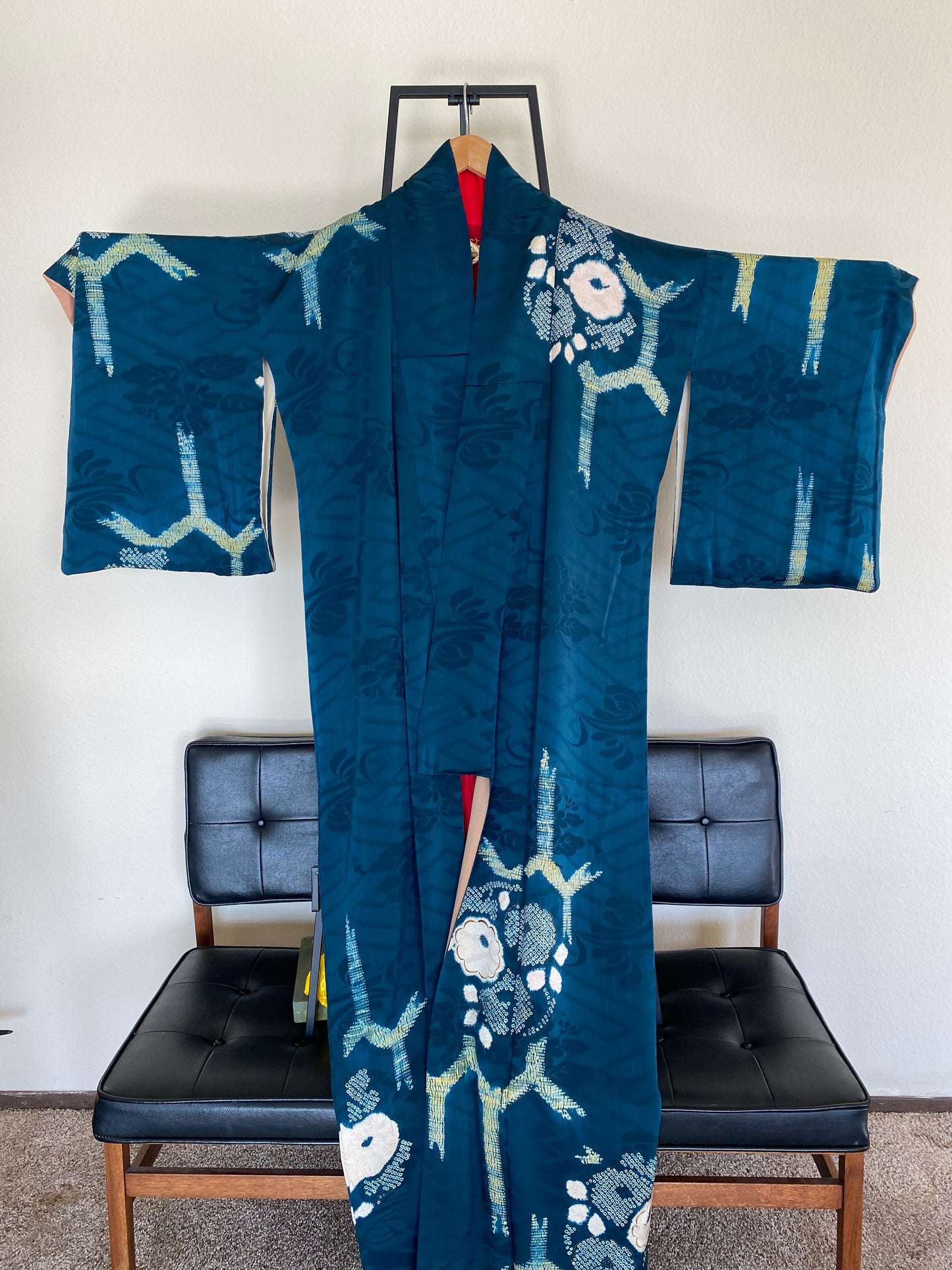 Vintage 100% Silk Kimono – Deep Teal with Ivory Blossoms & Woven Bamboo Motif