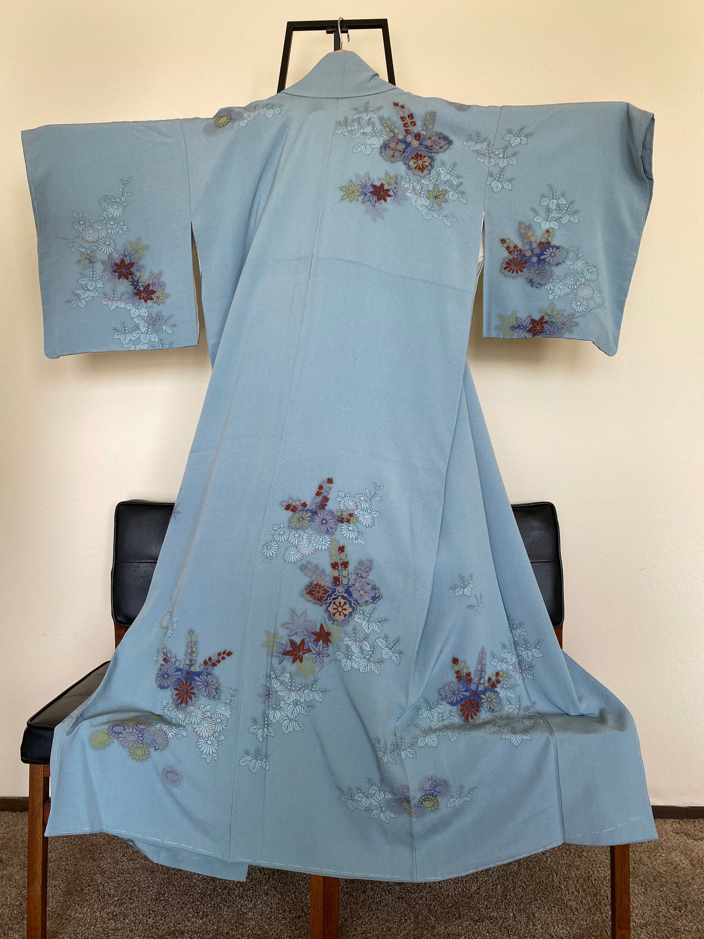 Vintage 100% Silk Kimono – Dusty Blue with Embroidered Florals