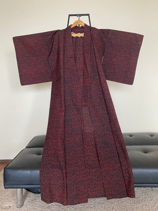 Vintage 100% Silk Kimono – Deep Red & Black Geometric Pattern